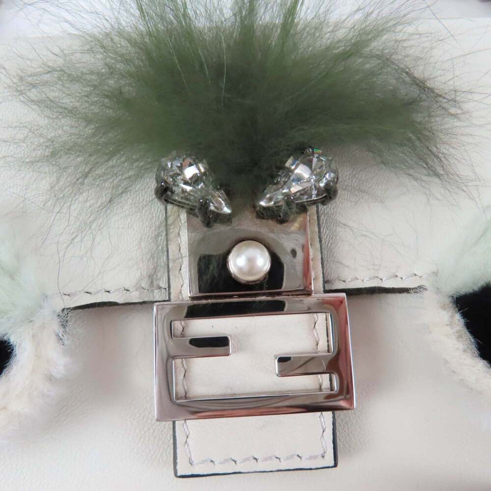 FENDI White Leather Shoulder Bag - Picture 11 of 16